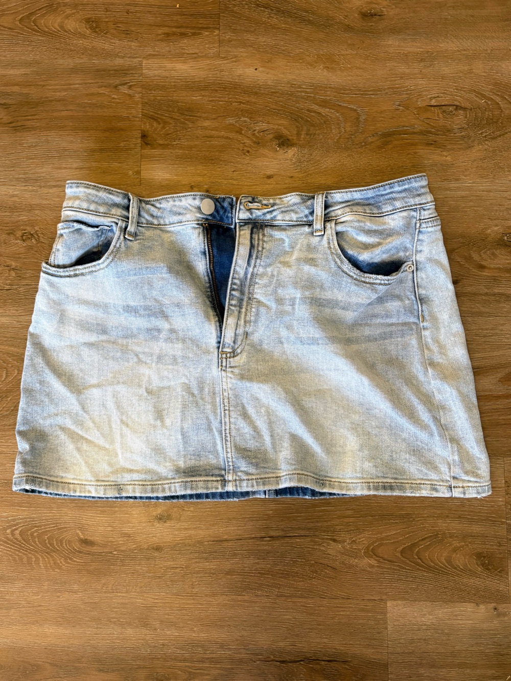 ARULA Faded Light Blue Denim Mini Skirt